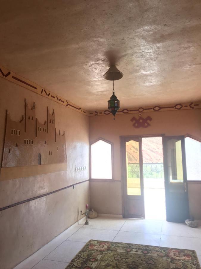 Auberge Restaurant Zahra Boumalne Dades Екстер'єр фото
